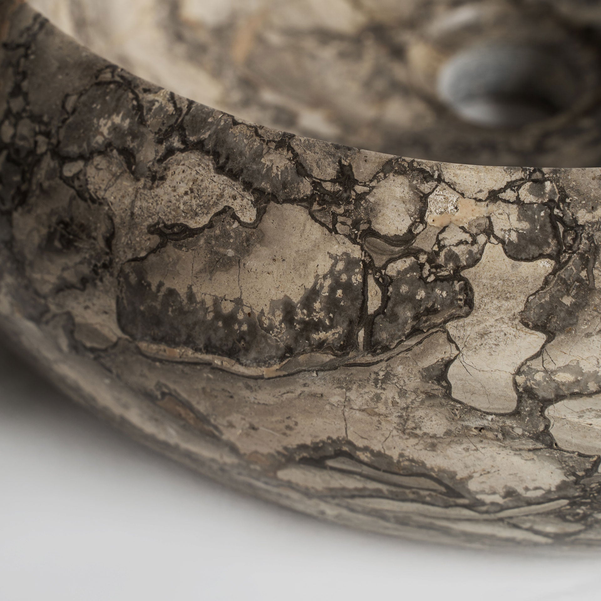 IRIS WASHBASIN